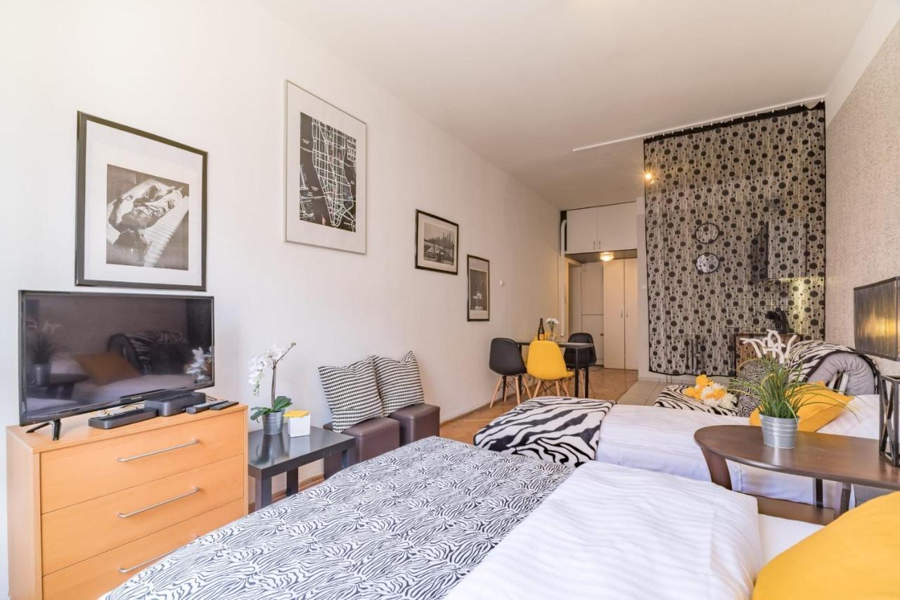 Rent Like Home - Olawska 1 Wroclaw Bagian luar foto